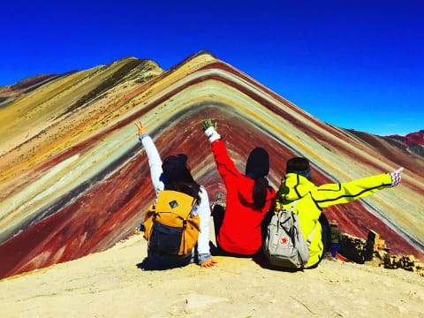1-Day Rainbow Mountain Trek from Cusco with Vinicunca Views