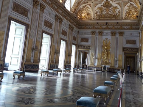 4-Hour Royal Palace of Caserta Tour with UNESCO Heritage Highlights