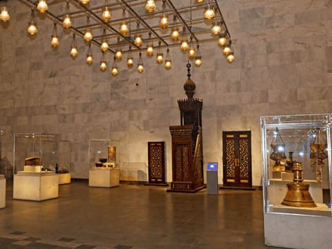 4-Day Cairo Tour with Giza Pyramids, Saqqara and Coptic Cairo