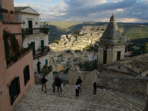 2-Hour Ragusa Walking Tour with Baroque Old Town Highlights