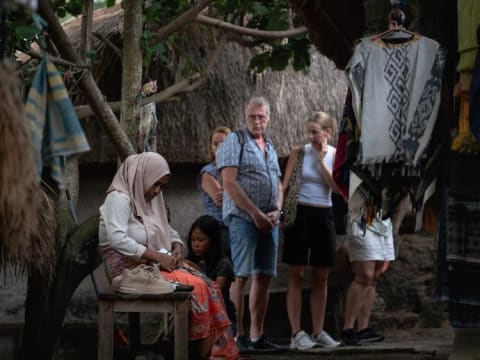 5-Hour Lombok Cultural Shore Excursion with Sade Village and Kuta Beach