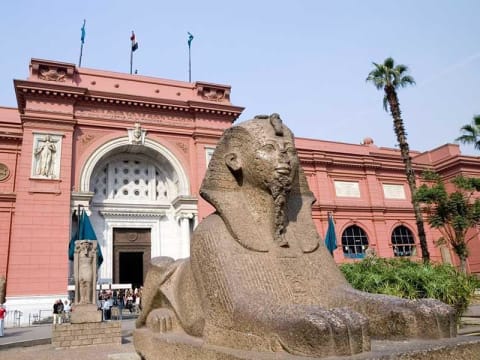 3-Hour Egyptian Museum Tour in Cairo with Tutankhamun Treasures