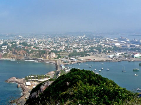 5-Hour Mountain Biking Tour in Mazatlán with Stone Island Ride