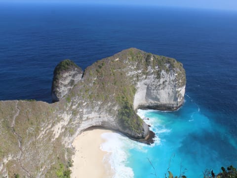 1-Day Nusa Penida East Tour with Diamond Beach and Atuh Beach