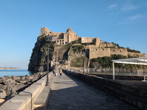 3-Hour Ischia Ponte Walking Tour with Aragonese Castle