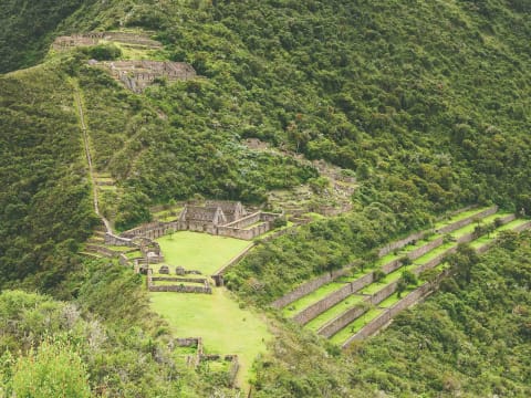 5-Day Yoga and Nature Tour in Limatambo with Choquequirao Hike