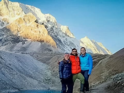 12-Day Manaslu Circuit Trek from Kathmandu via Larkya La Pass