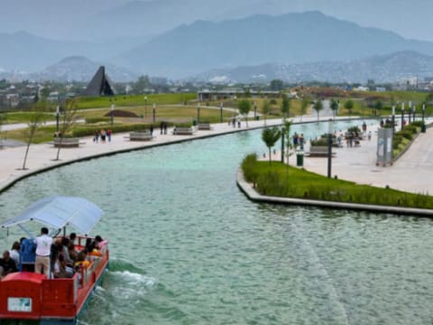 4-Hour Downtown Monterrey Boat Tour with Paseo Santa Lucia