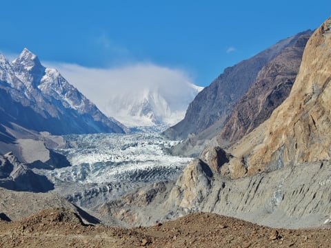 12-Day Pakistan Cultural and Mountain Tour with Hunza and Khunjerab