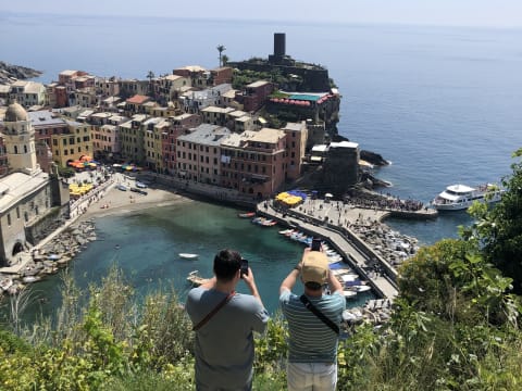 Full-Day Cinque Terre Hiking Tour from Florence with Scenic Trails
