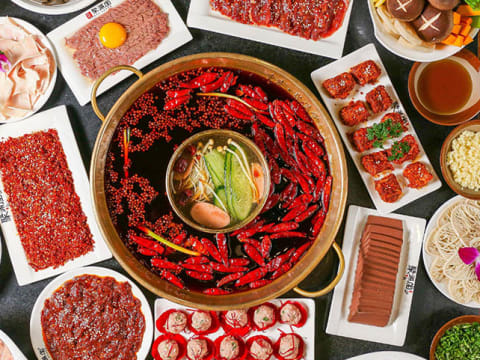 4-Hour Sichuan Cooking Class in Chengde with Market Visit