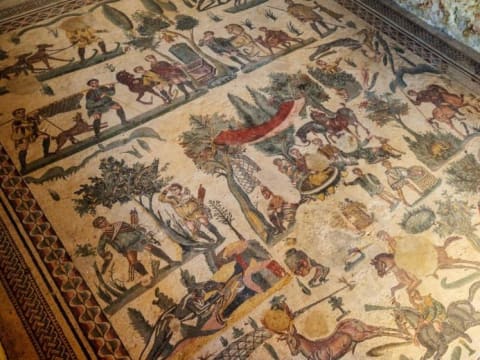 8-Hour Roman Villa and Caltagirone Tour with Majolica Landmarks