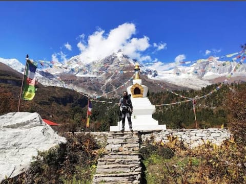 16-Day Manaslu Circuit Trek in Nepal with Larkya La Pass and Villages