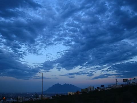4-Hour Downtown Monterrey Boat Tour with Paseo Santa Lucia
