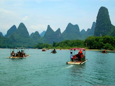 5-Hour Zipline and Abseil Tour in Yangshuo's Karst Cave
