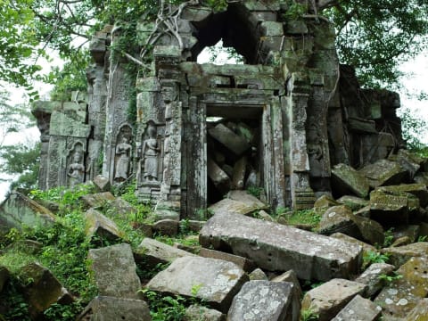 Full-Day Koh Ker and Beng Mealea Temple Tour from Siem Reap