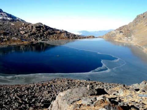 17-Day Langtang and Gosainkunda Trek with Kyanjin Ri and Helambu