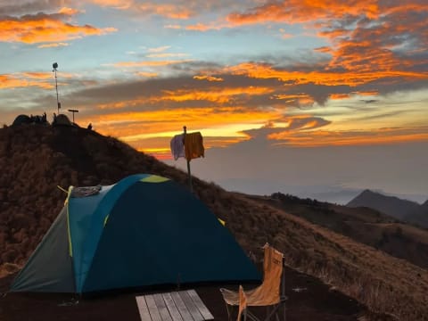 3-Day Lombok Senaru Crater Rim Trek with Waterfalls and Sunrise Views