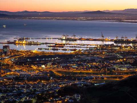 3-Day Cape Town, Stellenbosch and Hermanus Tour with Cape Agulhas
