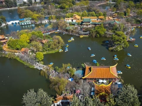 2-Day Kunming Culture Tour with Markets, Temples and Old Streets