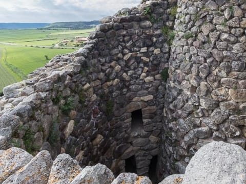 4-Hour Su Nuraxi di Barumini Walking Tour in Sardinia