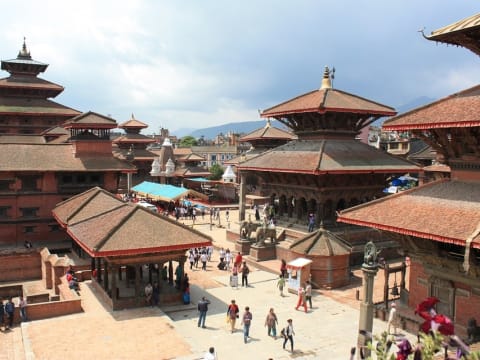 6-Hour Kathmandu Valley Sightseeing Tour with Sacred Sites and Squares