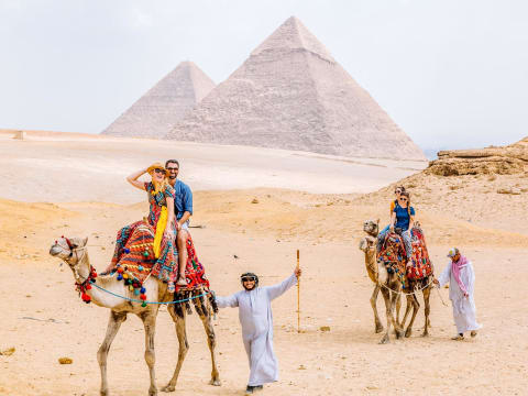 4-Day Cairo Tour with Giza Pyramids, Saqqara and Coptic Cairo