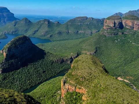 7-Day Mpumalanga Safari and Sightseeing Tour with Kruger and Panorama