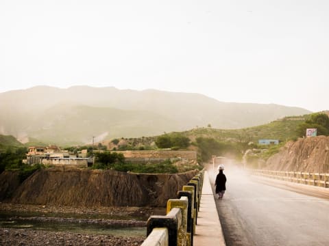 1-Day Khanpur Lake Adventure Tour from Lahore via Grand Trunk Road