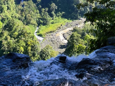 9-Hour Waterfall Tour from Malang with Tumpak Sewu and Goa Tetes