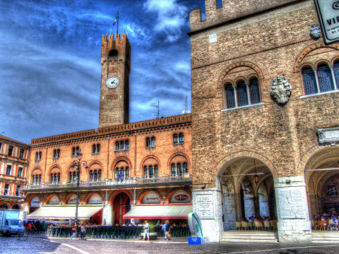 2-Hour Walking Tour of Treviso with Piazza dei Signori and Cathedral