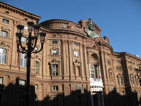 2-Hour Private Turin Walking Tour with Piazza Castello and Mole