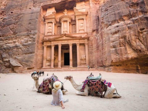 10-Hour Petra Tour from Sharm El Sheikh with Taba-Aqaba Cruise