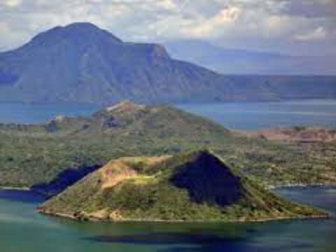 8-Hour Tagaytay Panoramic View Tour from Manila with Taal Volcano
