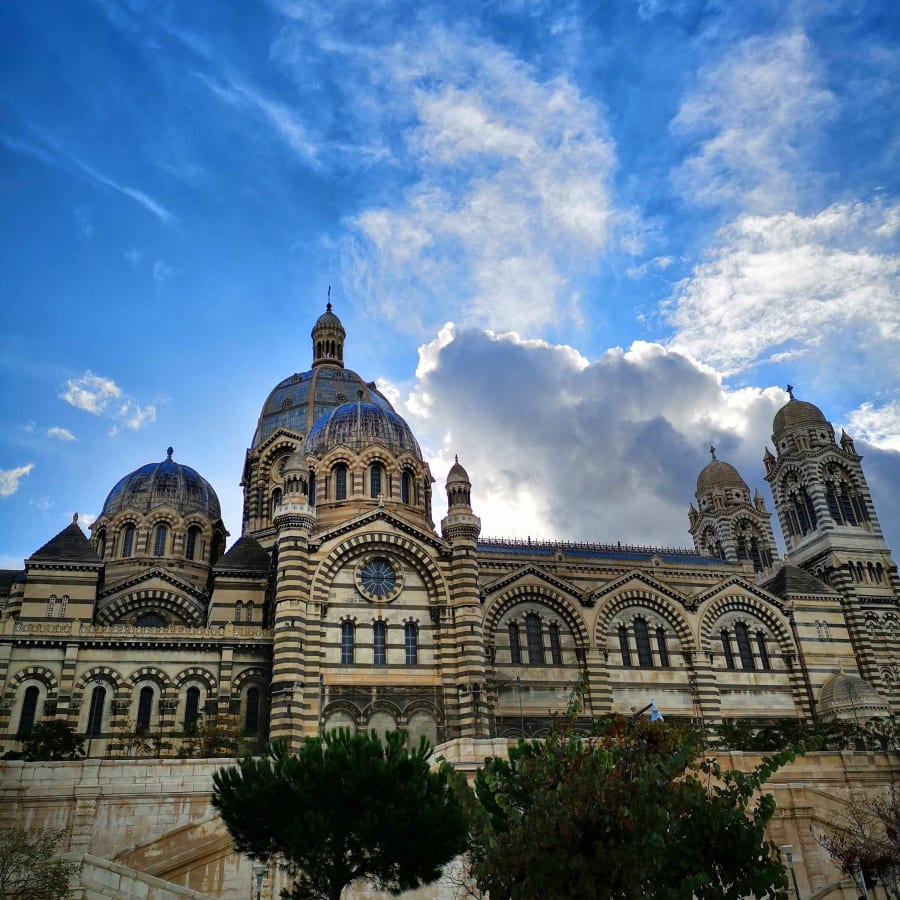 8-Hour Aix en Provence, Cassis and Marseille Tour from Marseille