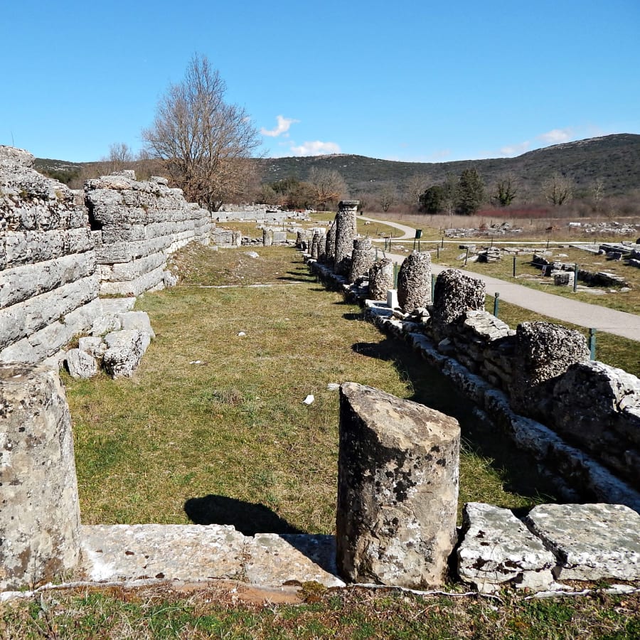 8-Day Zagori Stone Villages Tour from Igoumenitsa with Kastoria