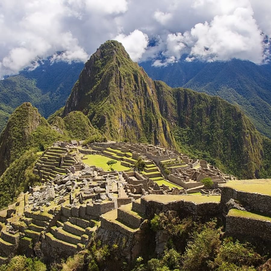 22-Day Peru Tour from Lima to Machu Picchu with Lake Titicaca