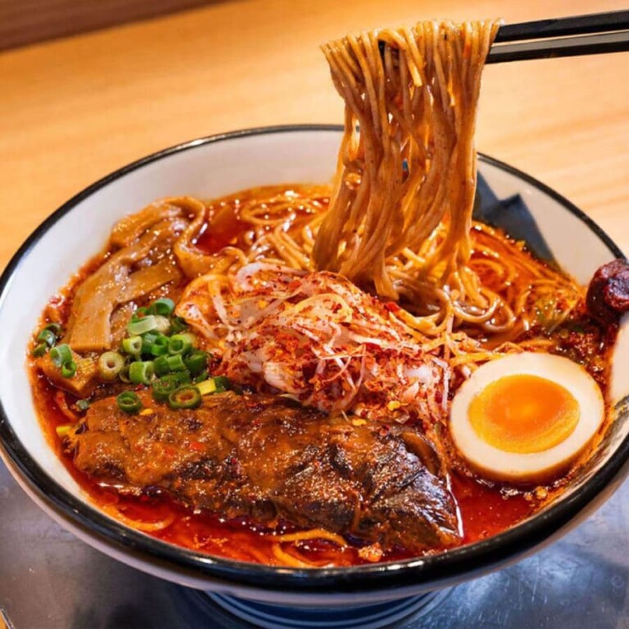 6-Hour Private Tokyo Tour with Yanaka, Shibuya and Cultural Activity