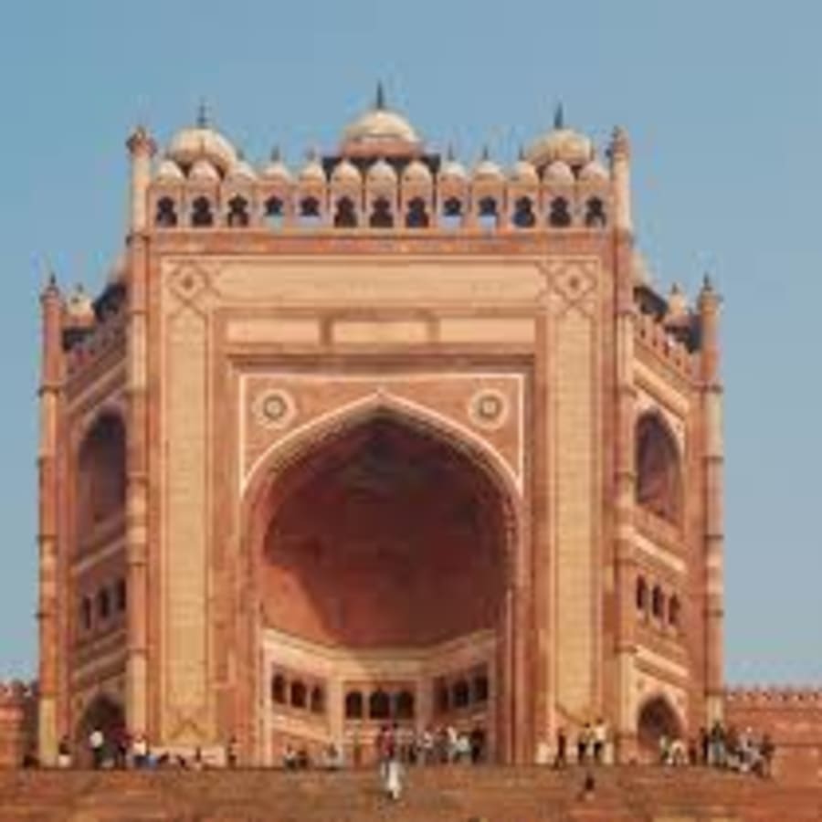 4-Hour Fatehpur Sikri Guided Tour from Agra with Private Transfers