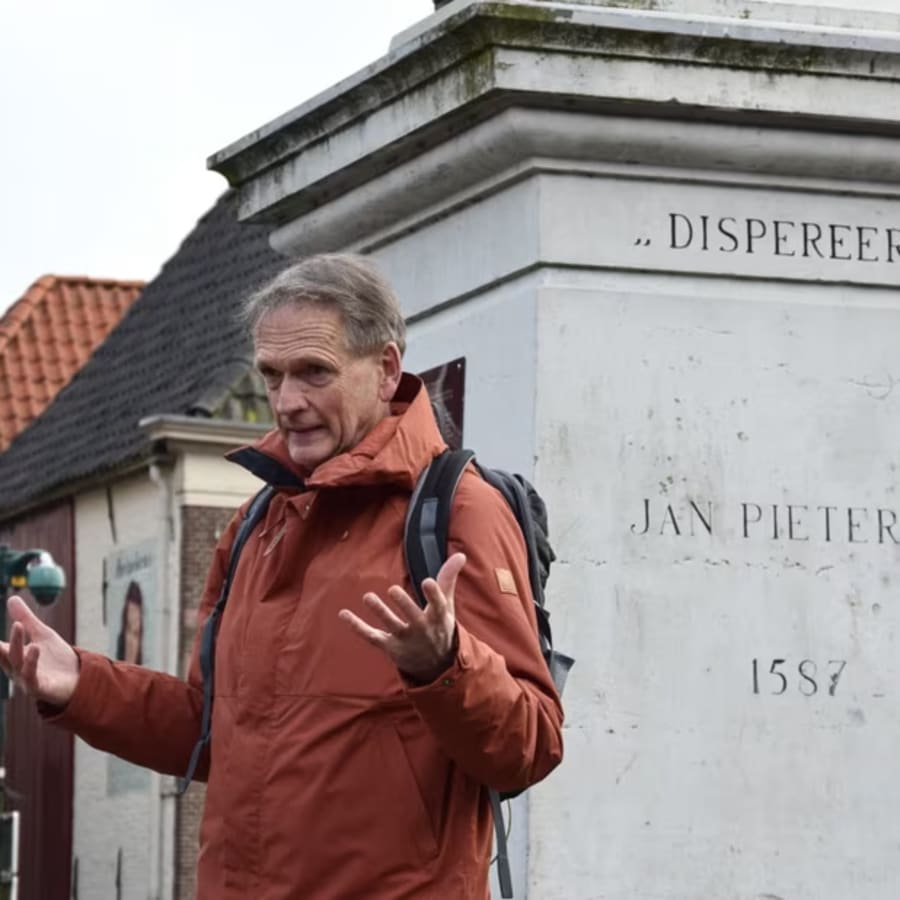 2-Hour Private Hoorn Walking Tour through Dutch Golden Age Heritage