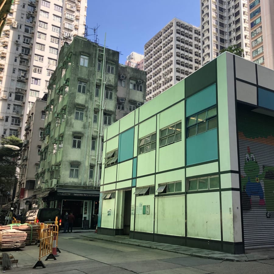 2.5-Hour Private Wanchai Walking Tour with Blue House Clusters