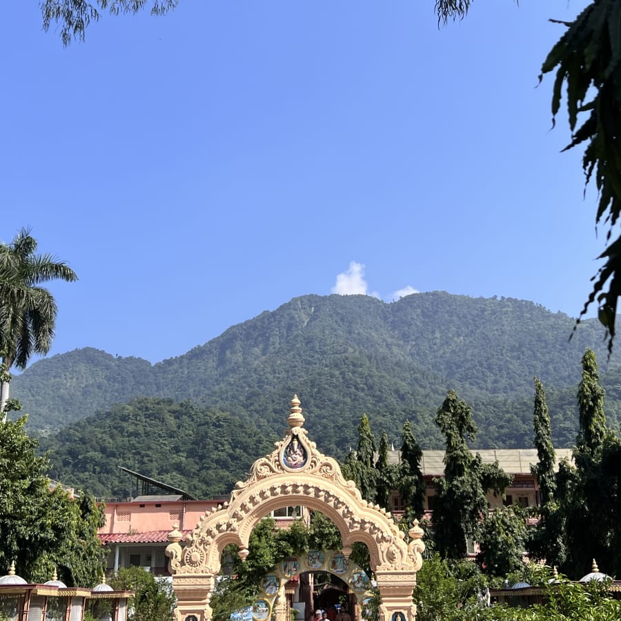 2-Day Rishikesh Cultural Tour with Kunjapuri Sunrise Trek