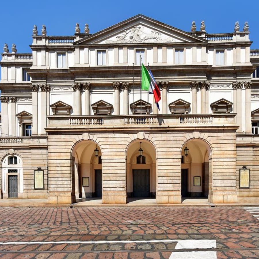 1-Hour La Scala Museum Tour in Milan with Box View Opportunity