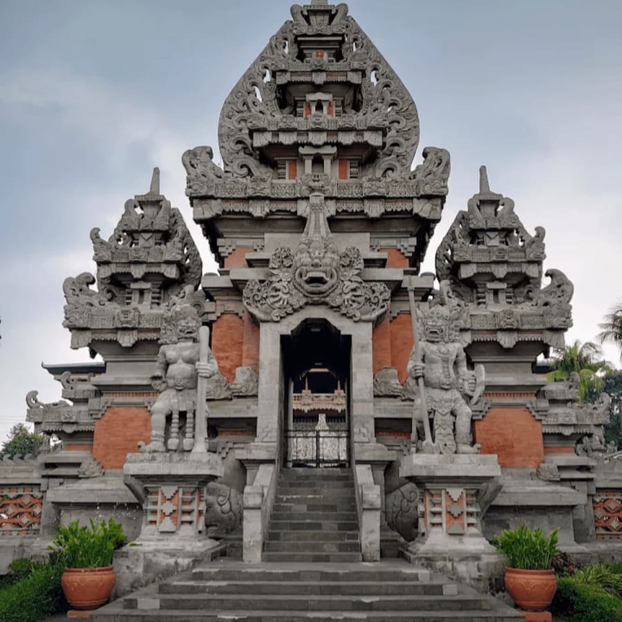 4-Hour Taman Mini Indonesia Indah Tour with Museum Indonesia