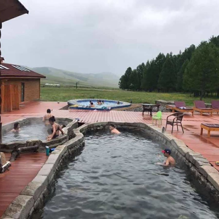 7-Day Mongolia Tour through Monasteries, Hot Springs and Sand Dunes