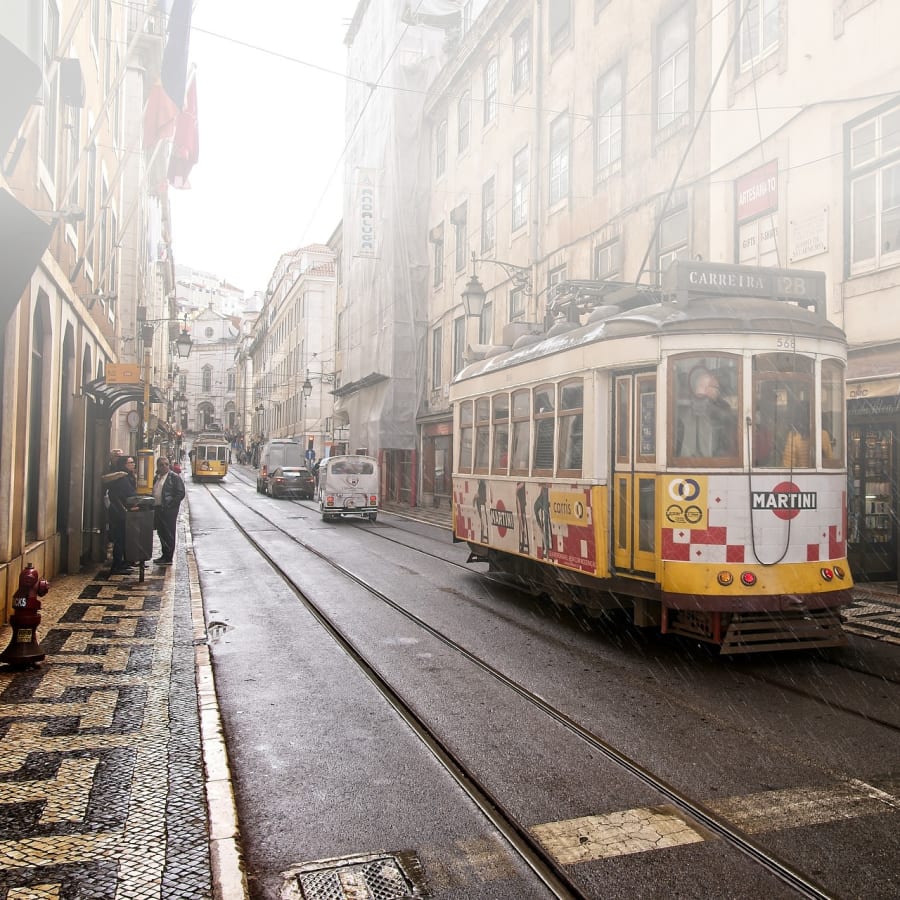 4-Hour Lisbon City Tour with Tram Ride and Traditional Tastings