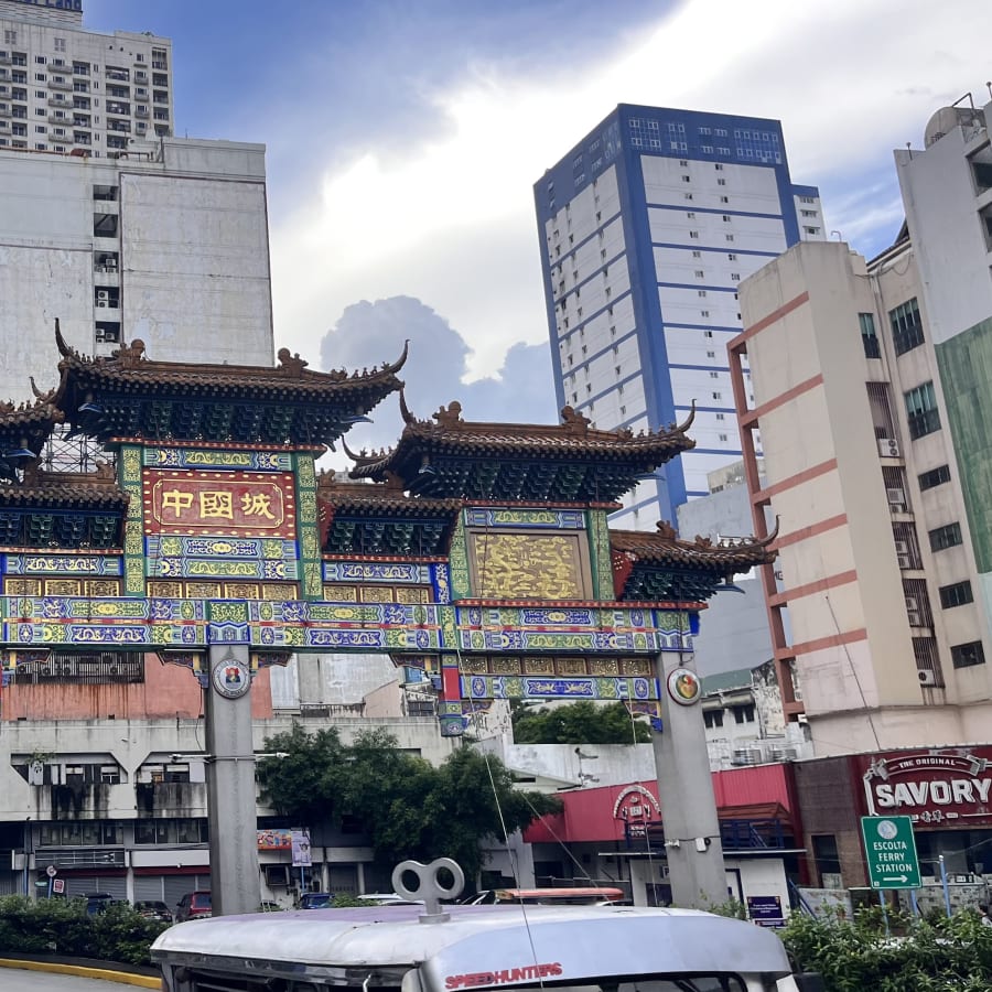 2-Hour Manila Cultural Tour with Jeepney Ride and Wet Market