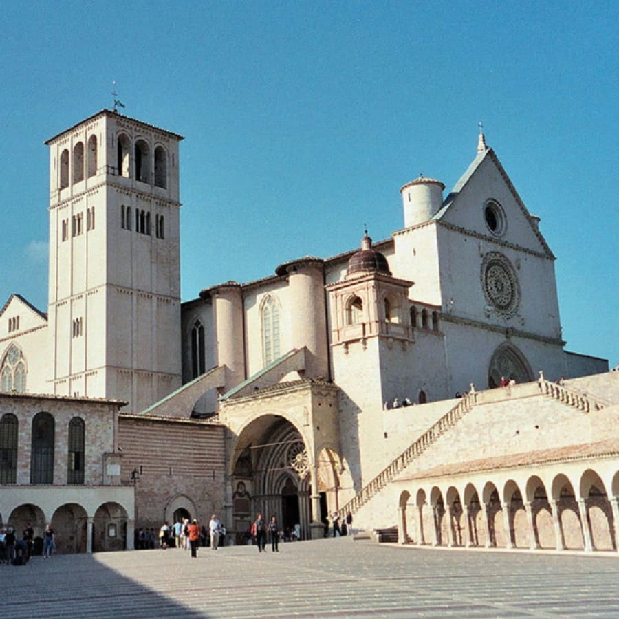 2-Hour Assisi Walking Tour with Roman Ruins and Saint Francis