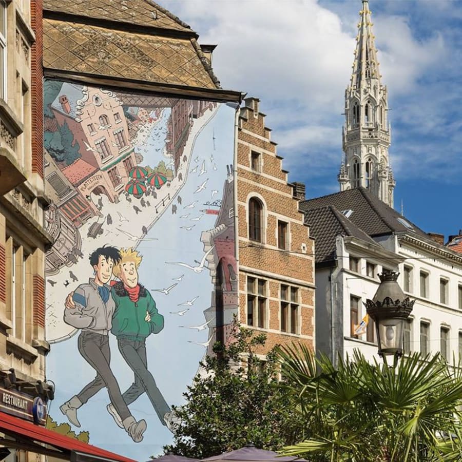 3-Hour Walking Tour of Brussels with Street Art and Belgian Delicacies