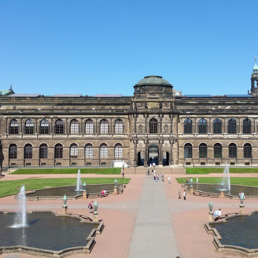 2-Hour Private Walking Tour of Dresden Highlights and Old Town